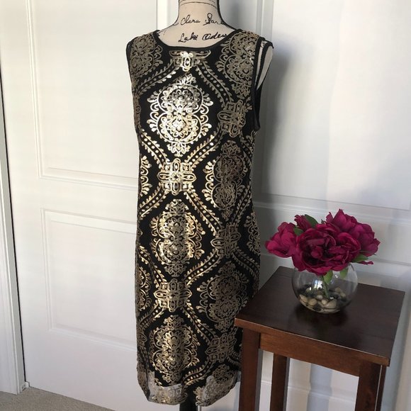 Ronni Nicole Dresses & Skirts - Ronni Nicole Gold Sequin Dress, Size 16